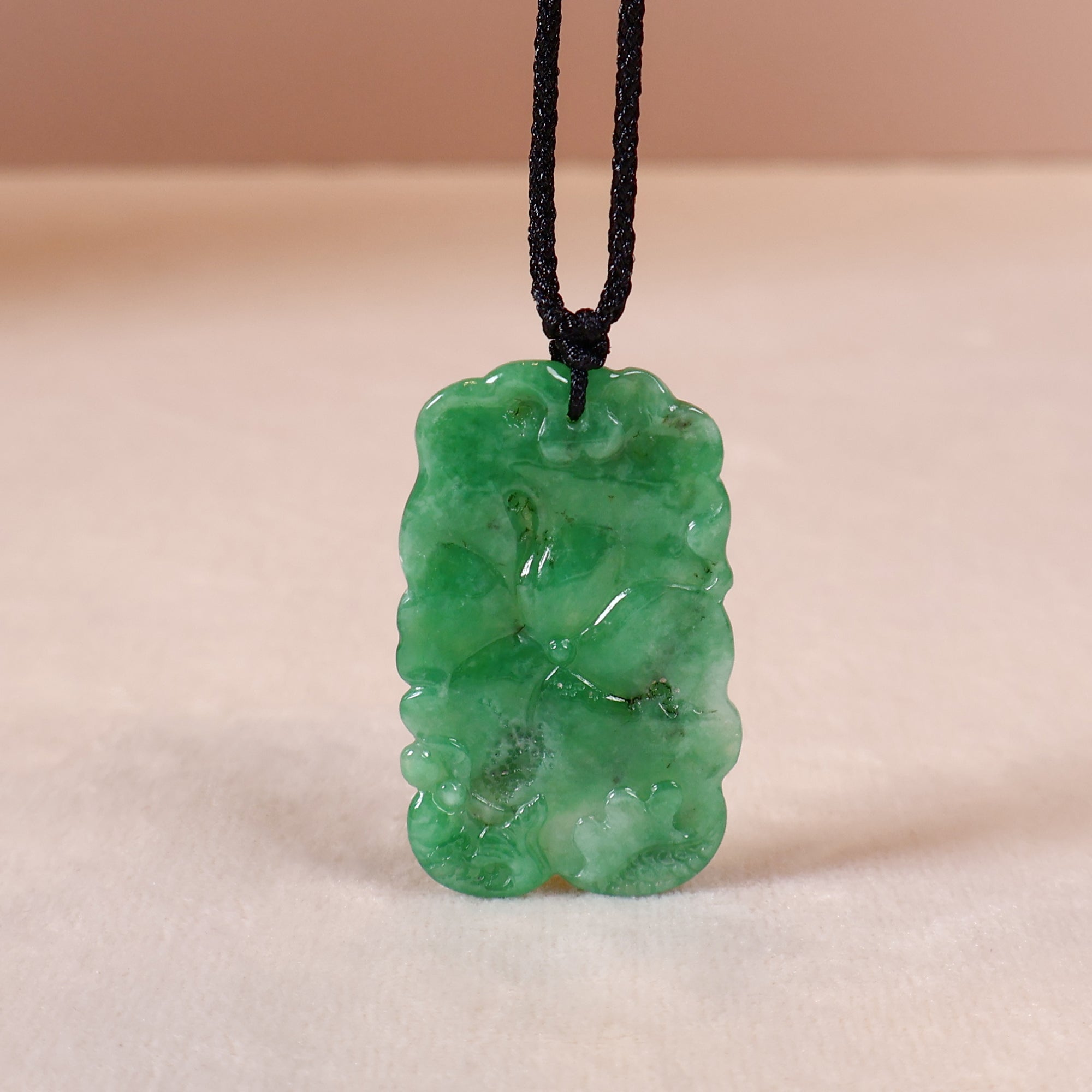 Carving Carp and Flower Natural Jade Pendant