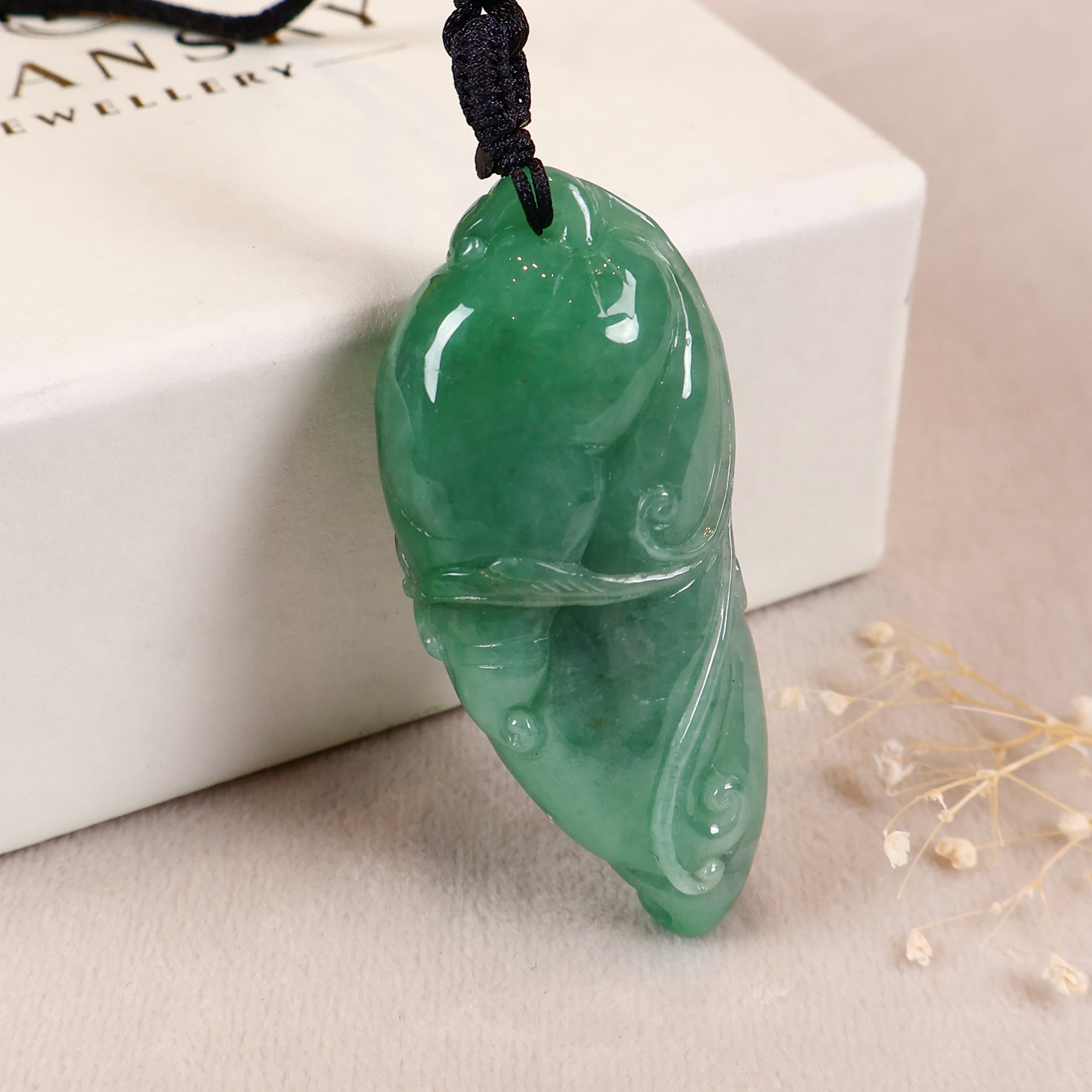 Gransky Handmade Carving Long melon shape Jade Pendant