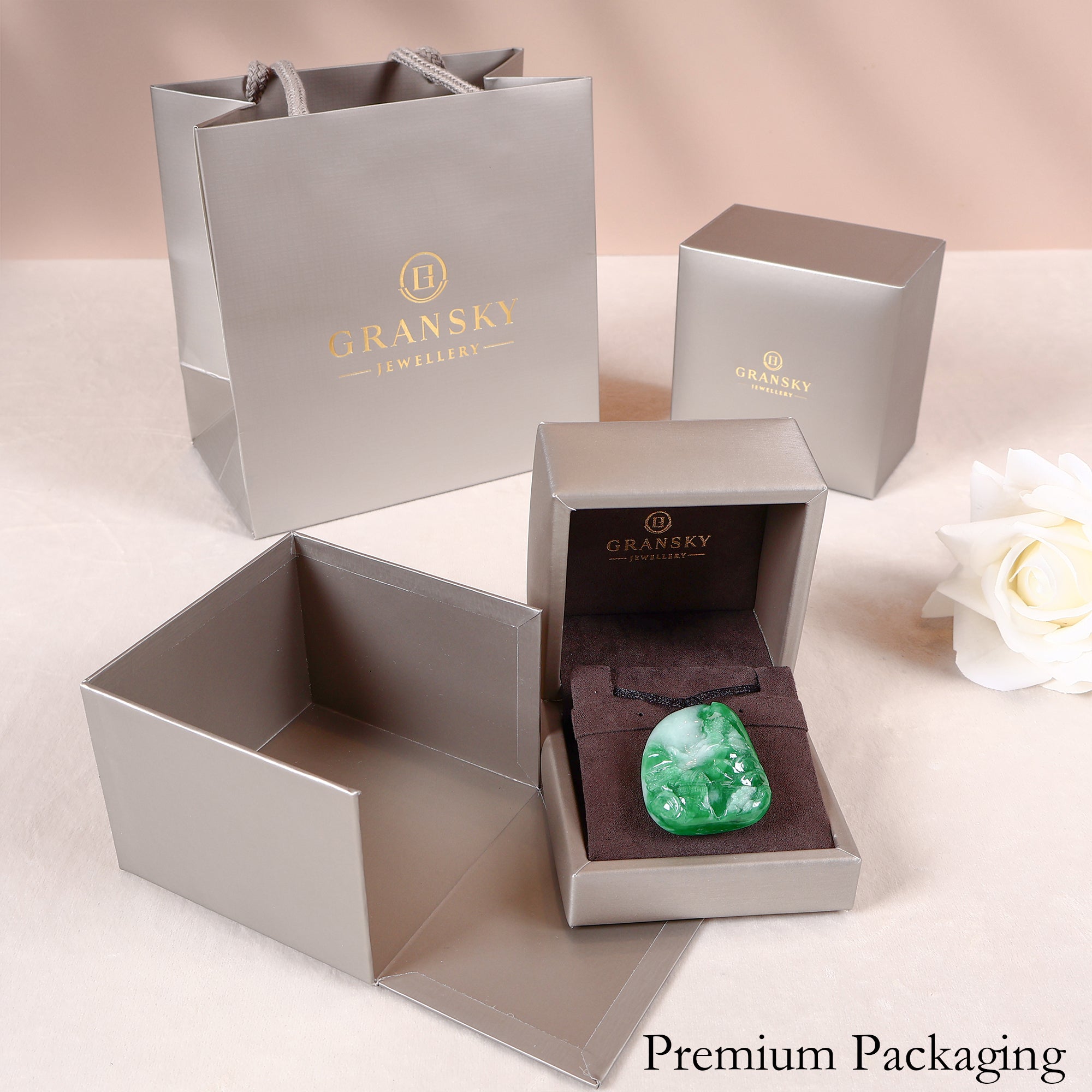 Packaging Of Handmade Carved Landscape Jade Pendant