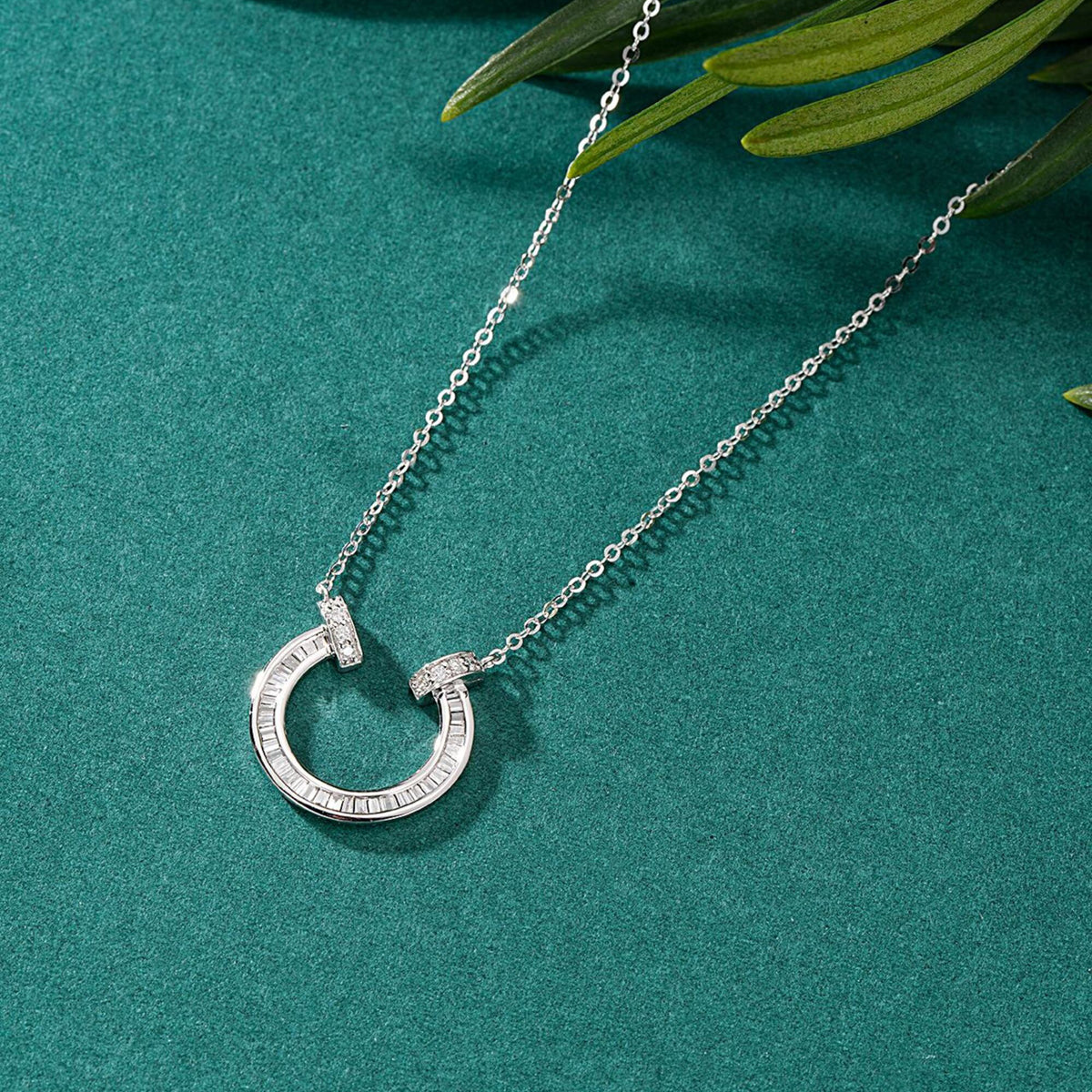 Gransky 18K White Gold Diamond Horseshoe Pendant Necklace