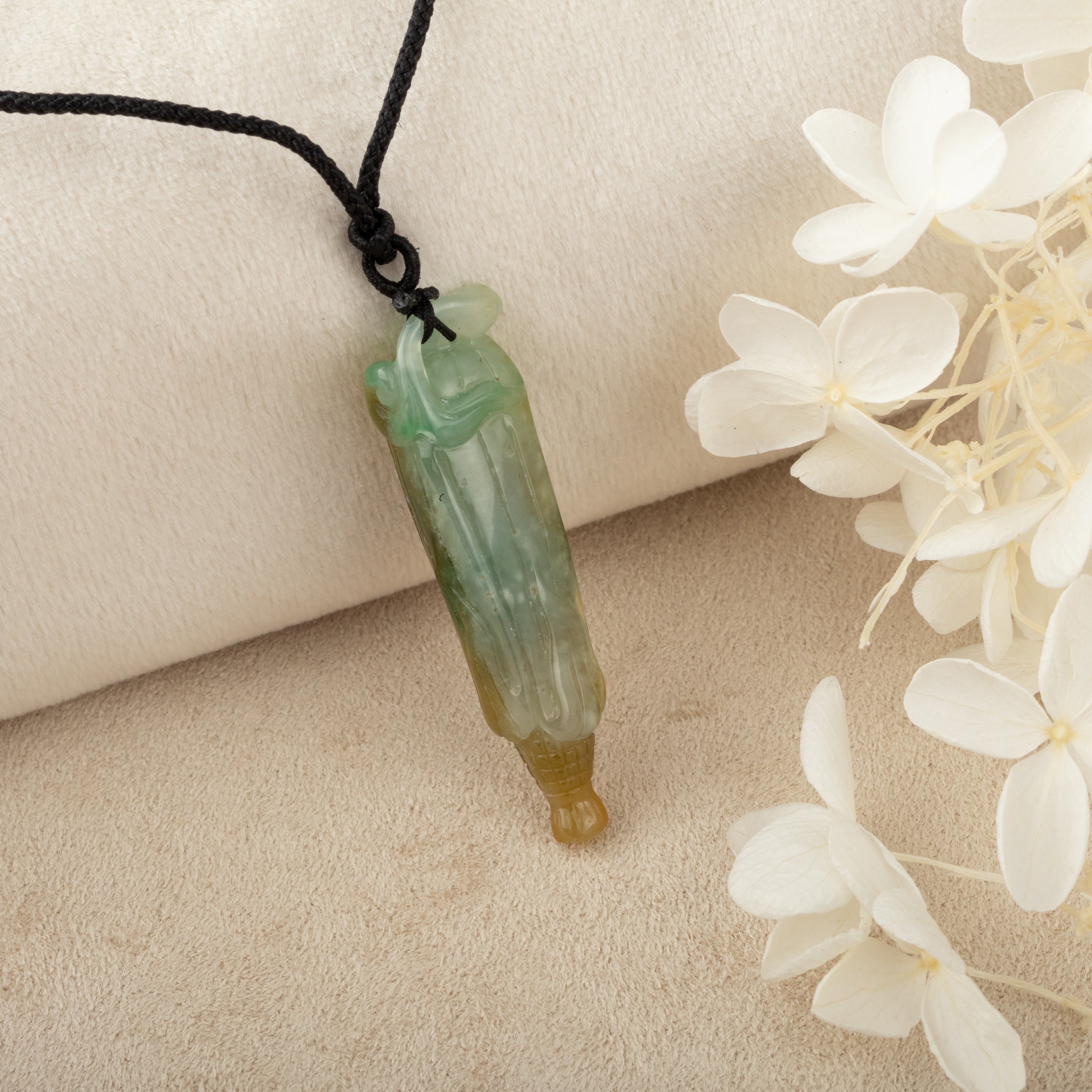 Gransky Tri-Color Handcrafted Carving Corn shape Jade Pendant Necklace