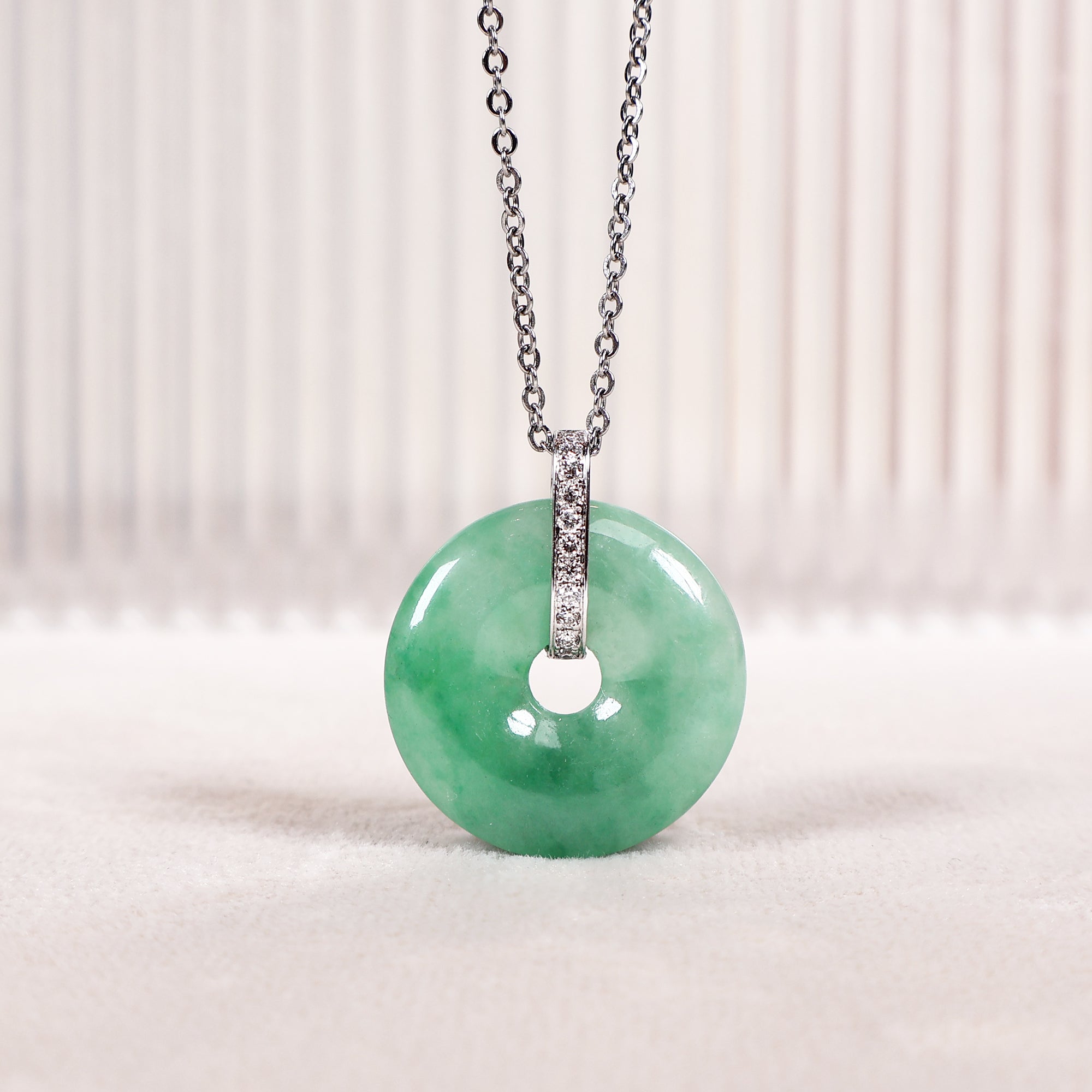 18k White Gold Green Donut Type A Jade Pendant with Diamonds